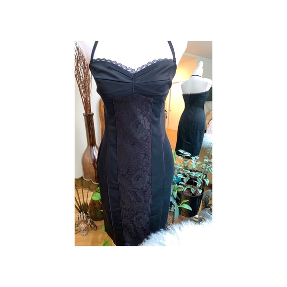 BEBE Elegant LBD strapless/halter hourglass dress - Picture 4 of 6